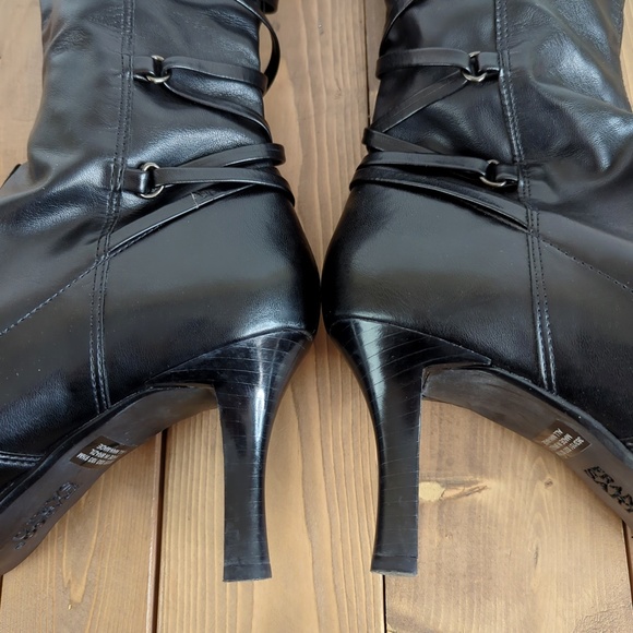 Franco Sarto Women’s Tall Black Shiny Faux Leather Back Lacing Pointed Boots - Picture 6 of 12